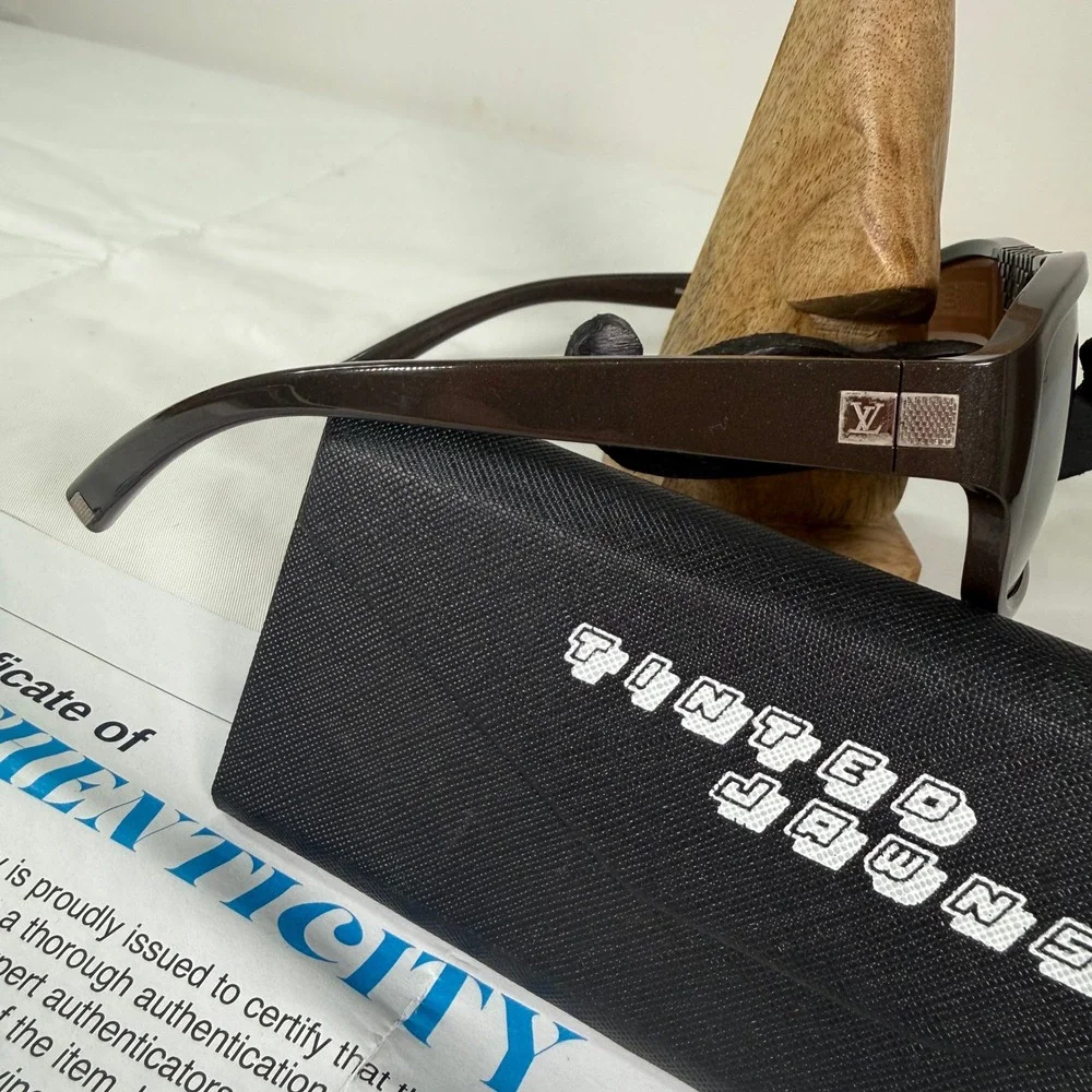 Louis Vuitton Z0341E Damier Brown Rectangular Sunglasses Made in Italy Authentic